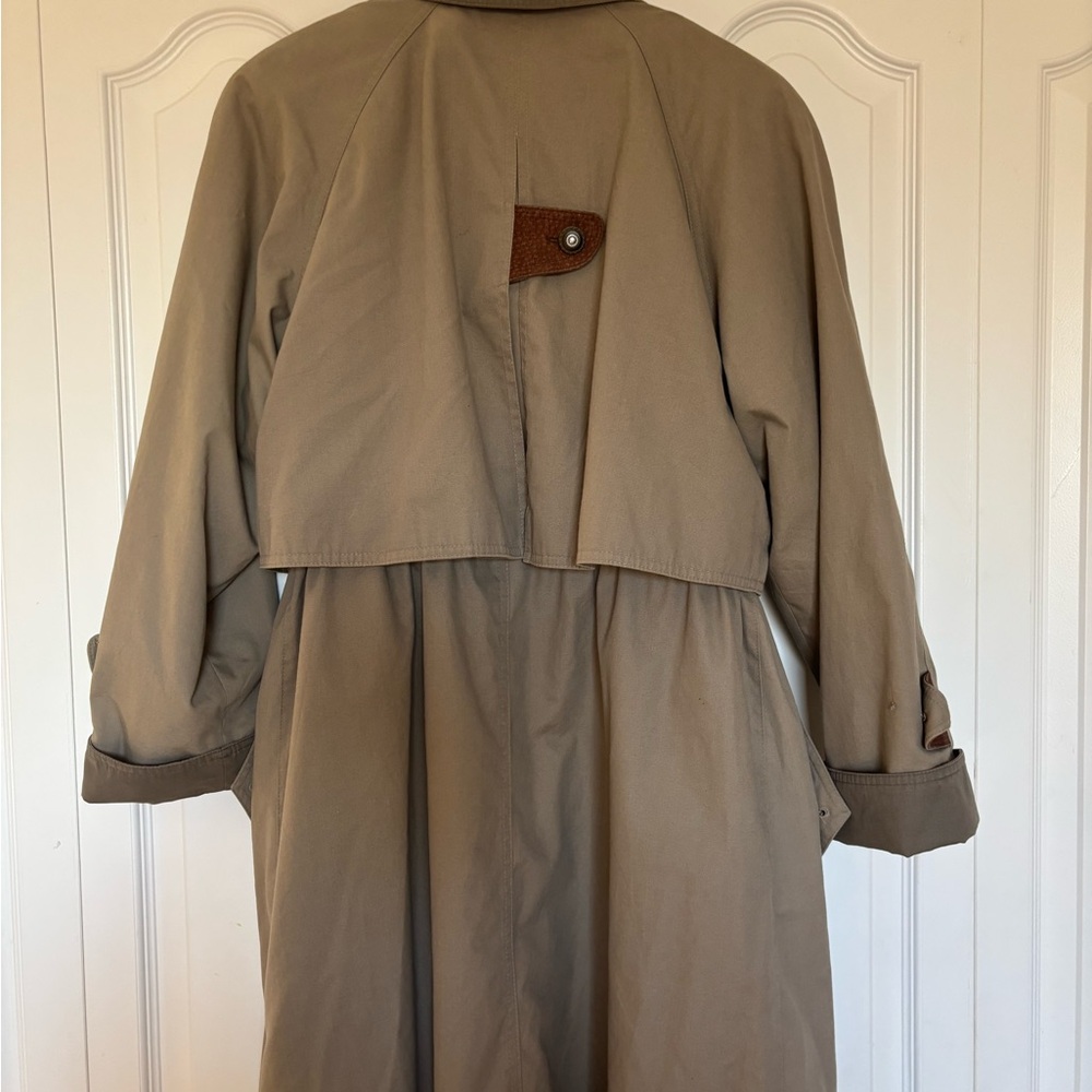 Vintage Tan Plaid Lined Trench Coat - Picture 13 of 15